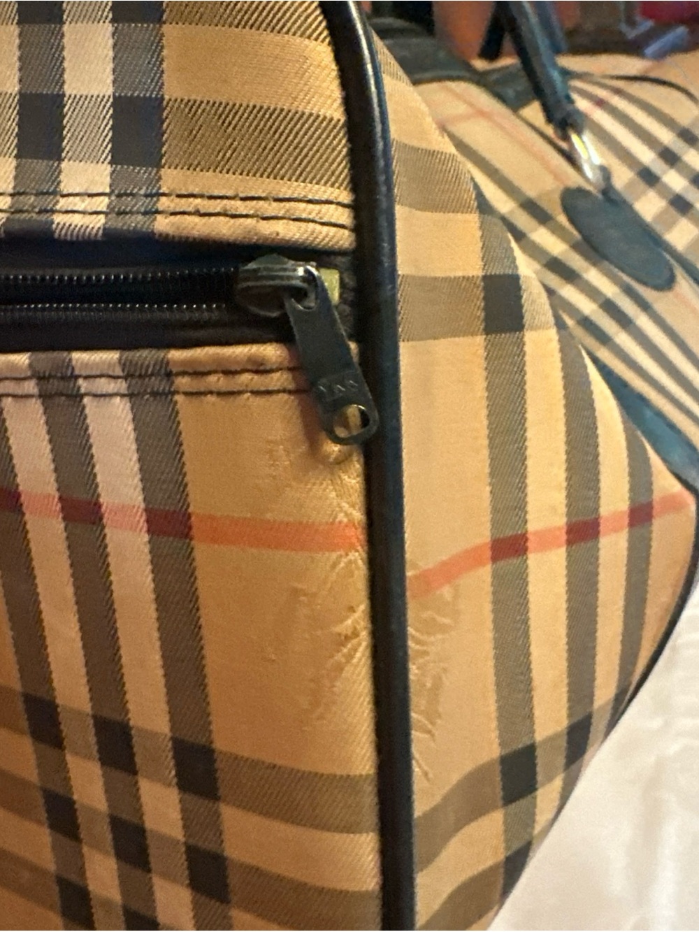 Vintage Burberry Plaid Duffel Boston Bag with Black Leather Trim - Picture 15 of 16